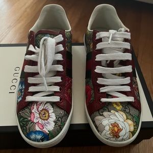 Gucci Ace Supreme Sneakers Flora print size 35